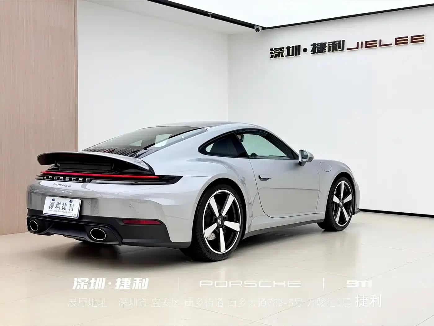 2025 Porsche 911 Carrera 3.0T — миниатюра 5