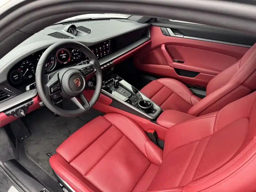 Porsche 911 2020 Carrera 3.0T — миниатюра 3
