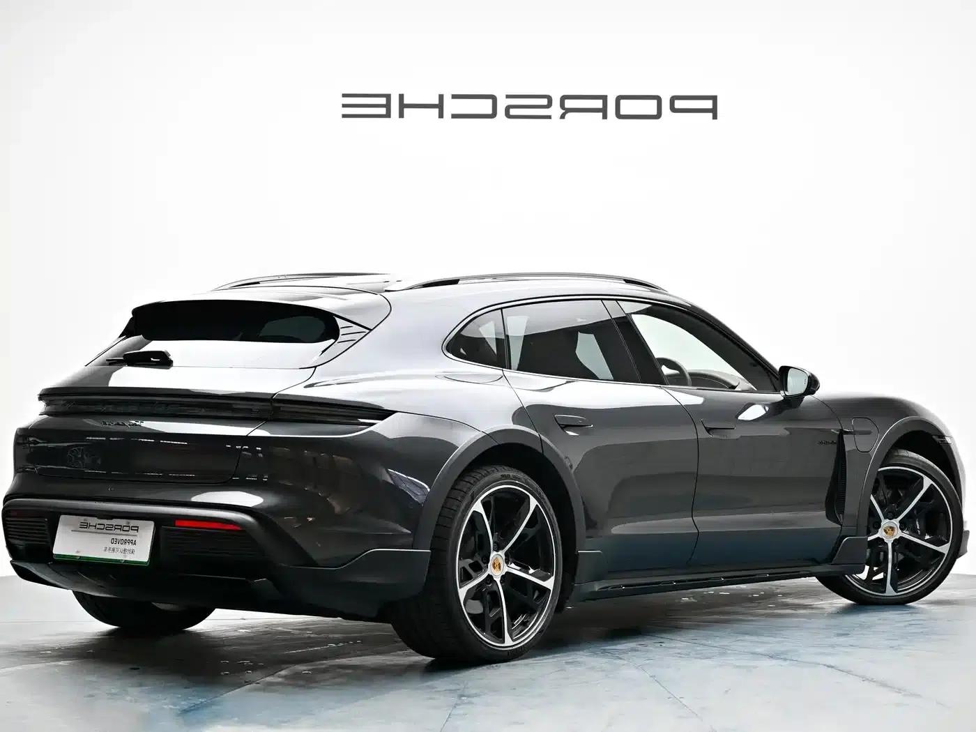Taycan 2025 Taycan 4 Cross Turismo — миниатюра 12