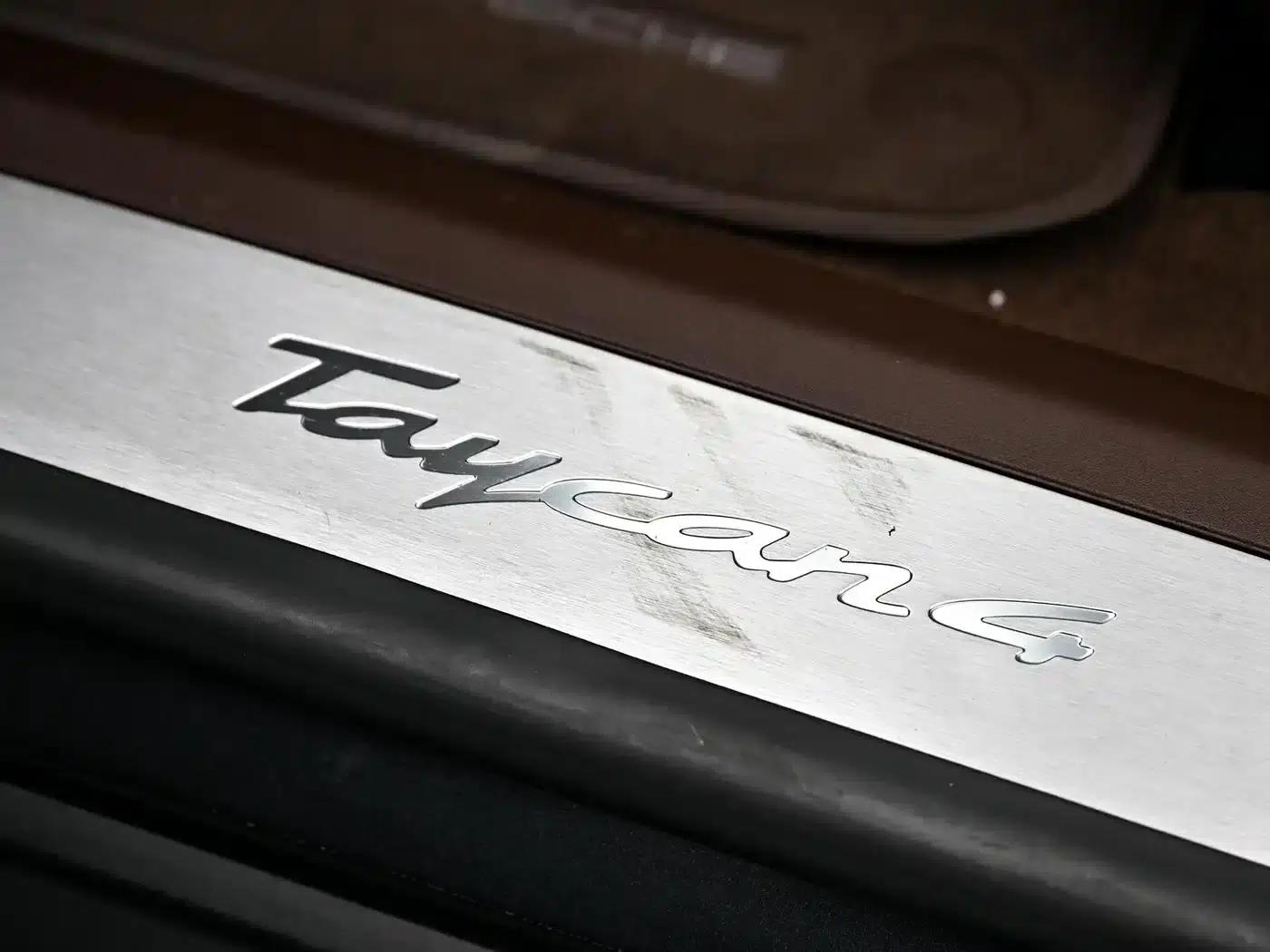 Taycan 2025 Taycan 4 Cross Turismo — миниатюра 5