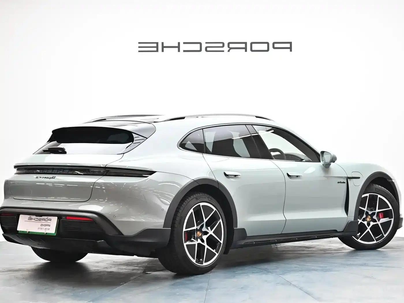 Taycan 2026 Taycan 4S Cross Turismo — миниатюра 13