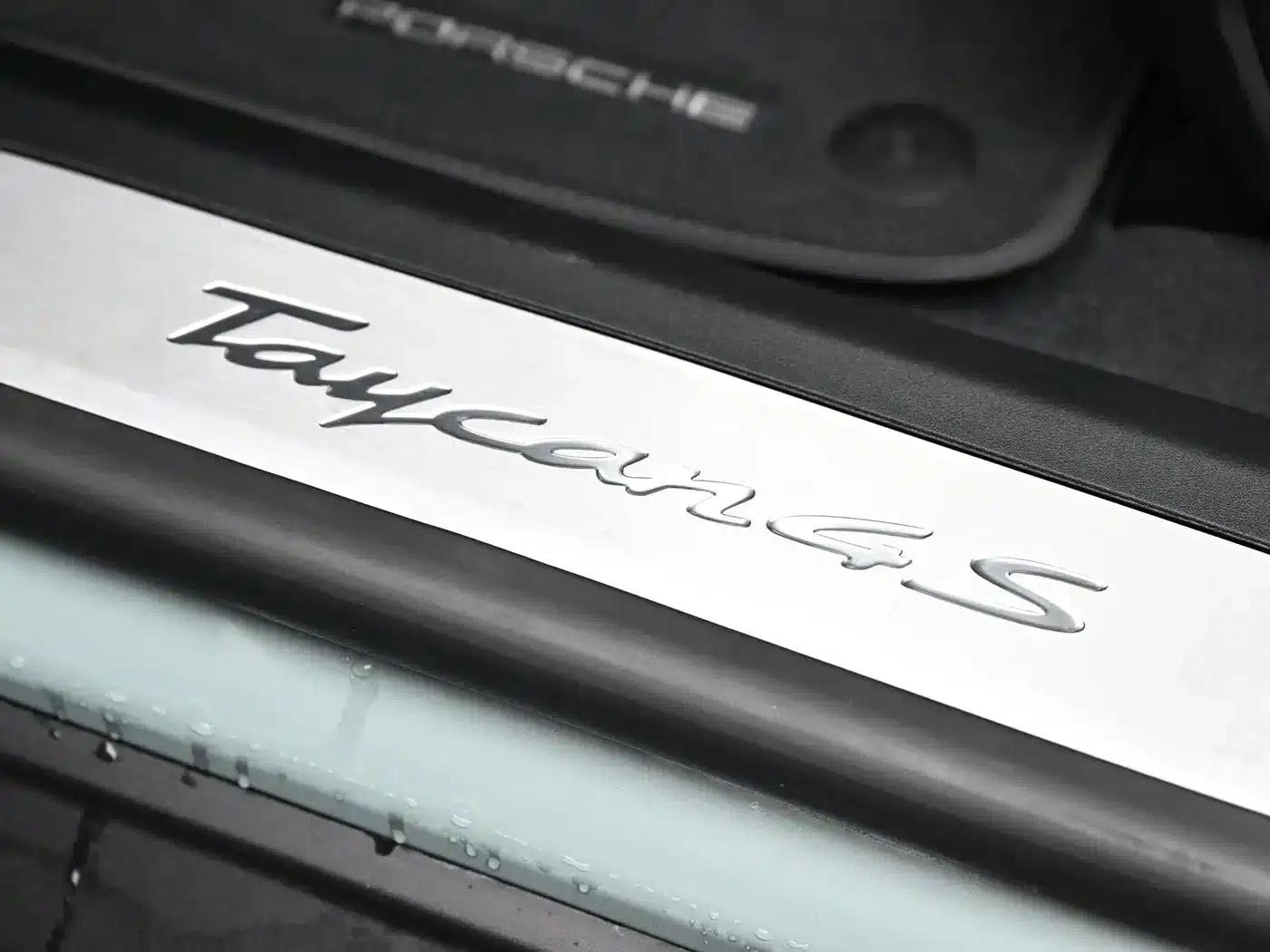 Taycan 2026 Taycan 4S Cross Turismo — миниатюра 6