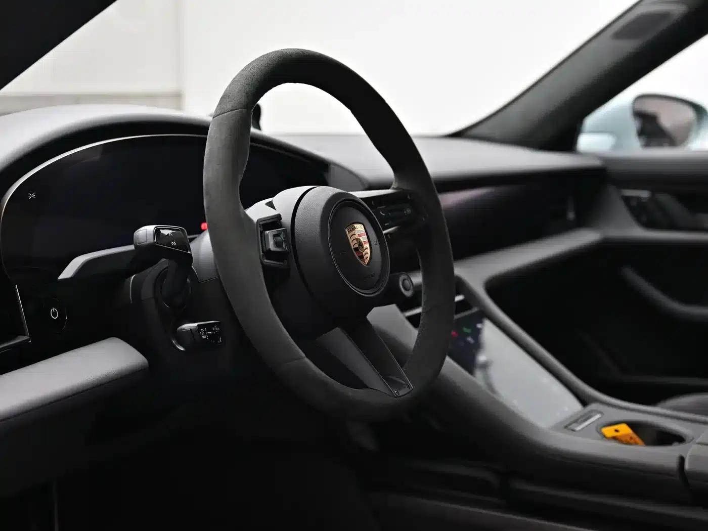 Taycan 2026 Taycan 4S Cross Turismo — миниатюра 8