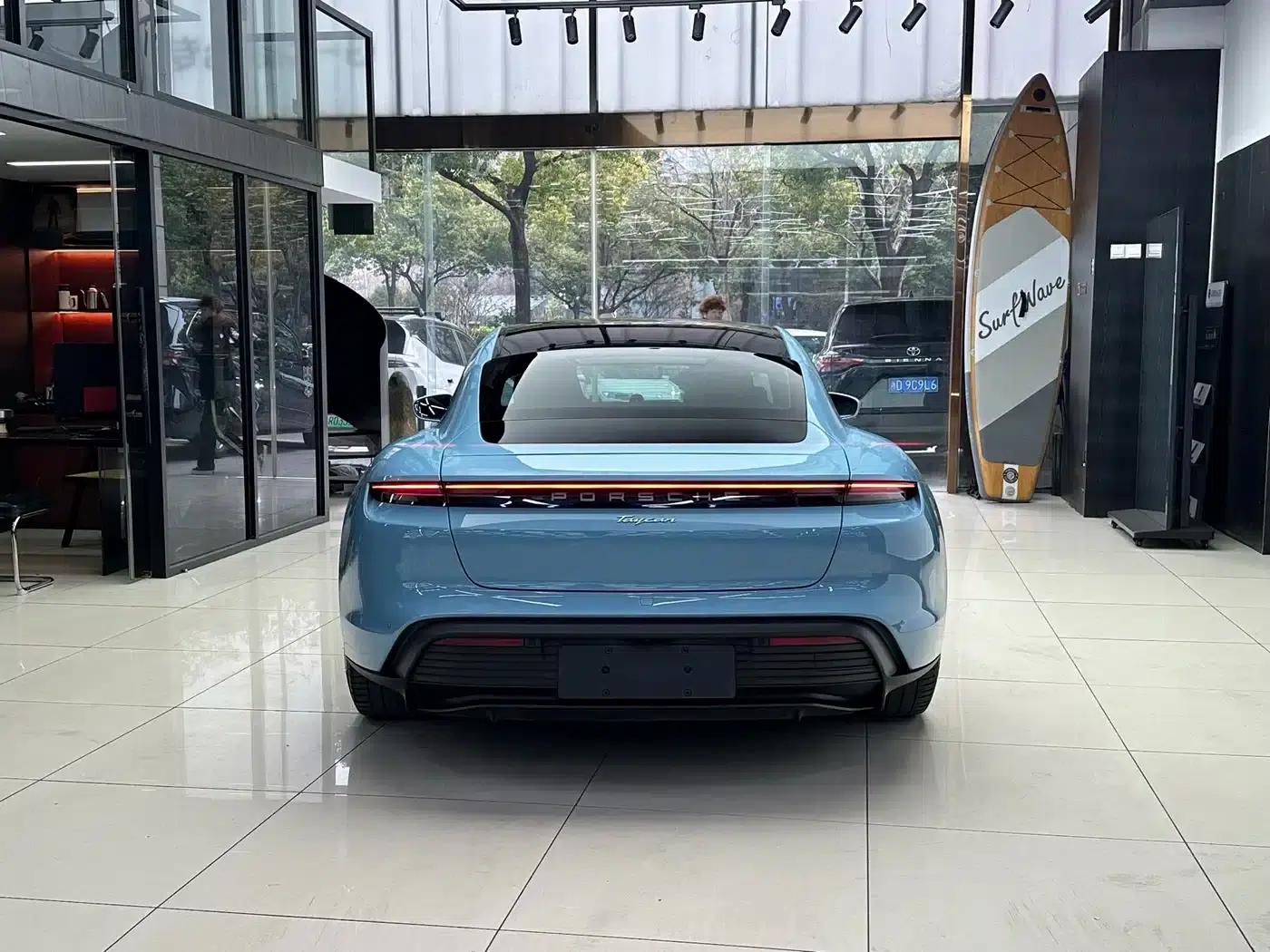 2022 Taycan — миниатюра 9