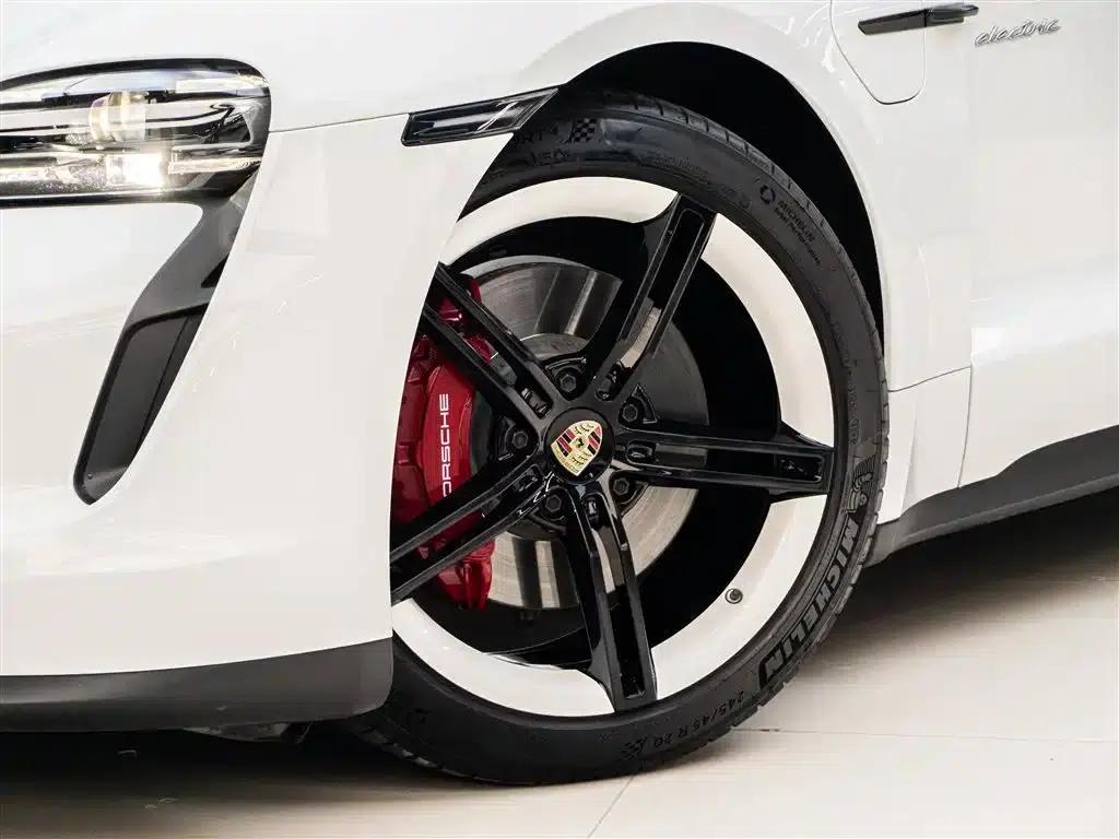 2022 Taycan Facelift — миниатюра 12