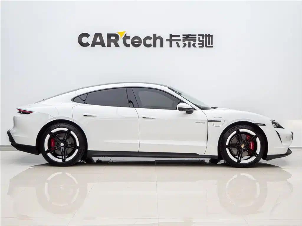 2022 Taycan Facelift — миниатюра 3