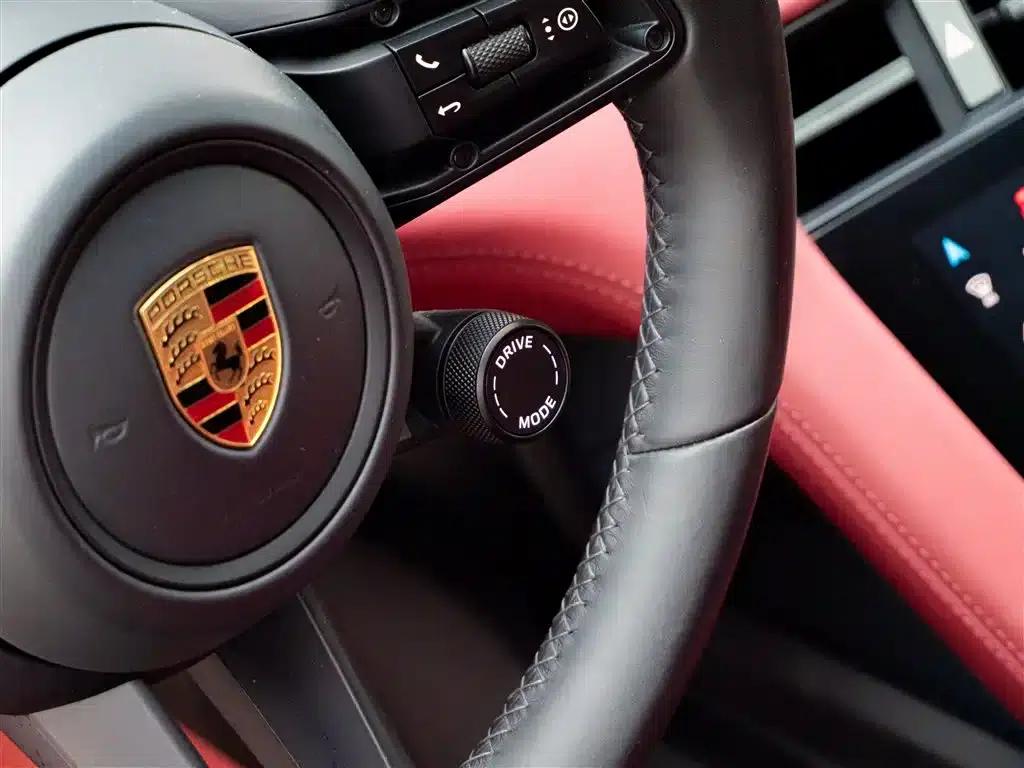 2022 Taycan Facelift — миниатюра 26