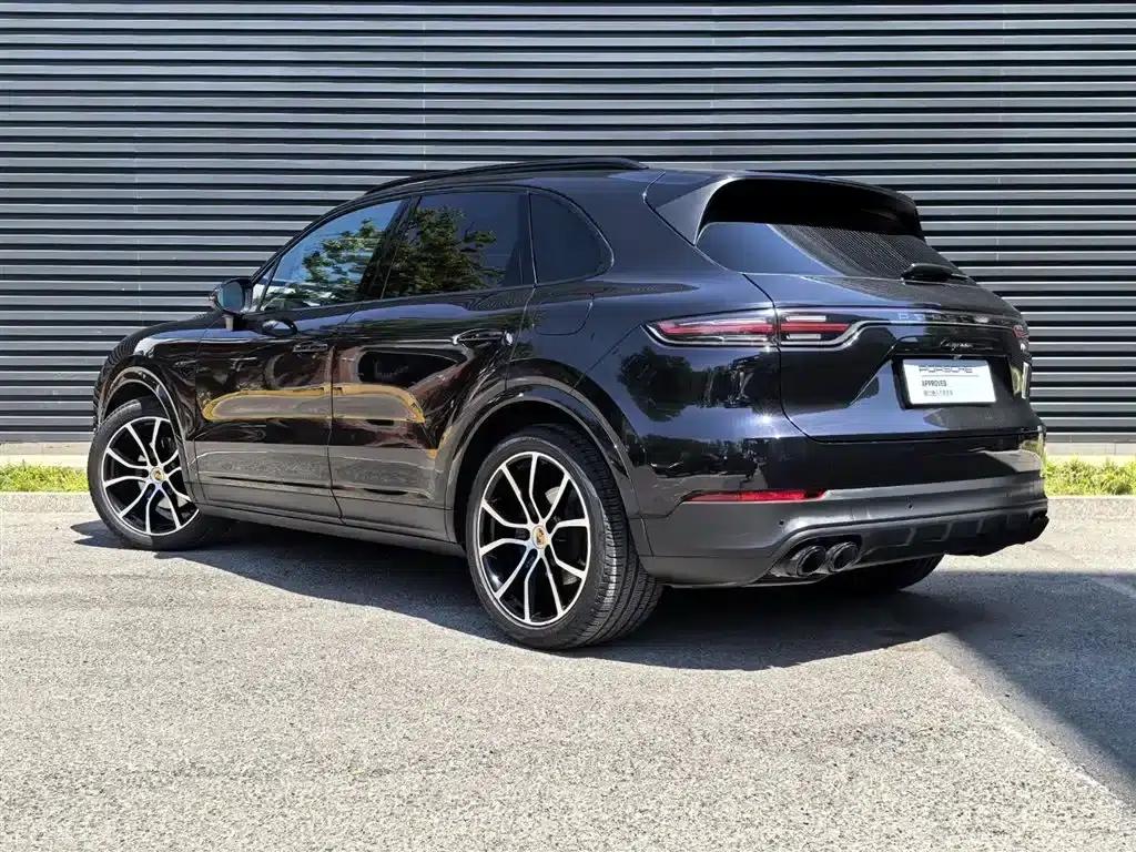2021 Cayenne E-Hybrid 2.0T — миниатюра 3