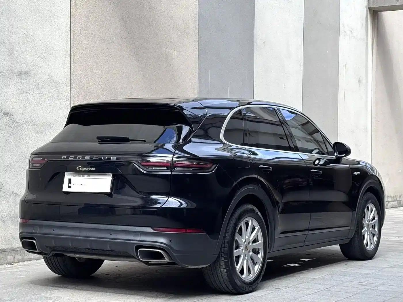 2019 Cayenne E-Hybrid 2.0T — миниатюра 11