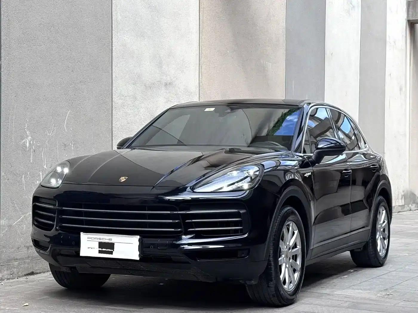 2019 Cayenne E-Hybrid 2.0T — миниатюра 7