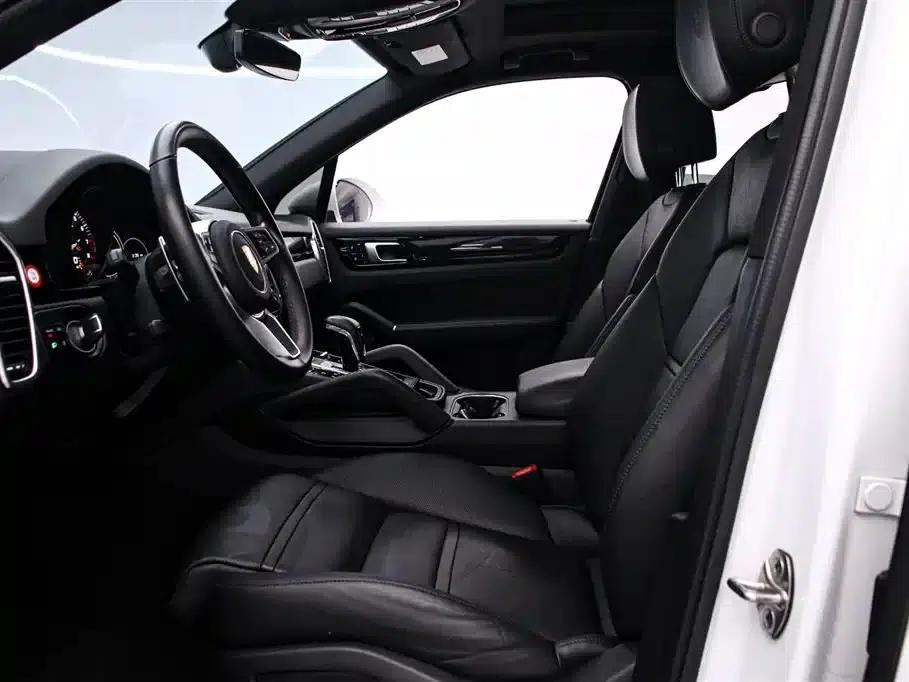 2020 Cayenne E-Hybrid 2.0T — миниатюра 12