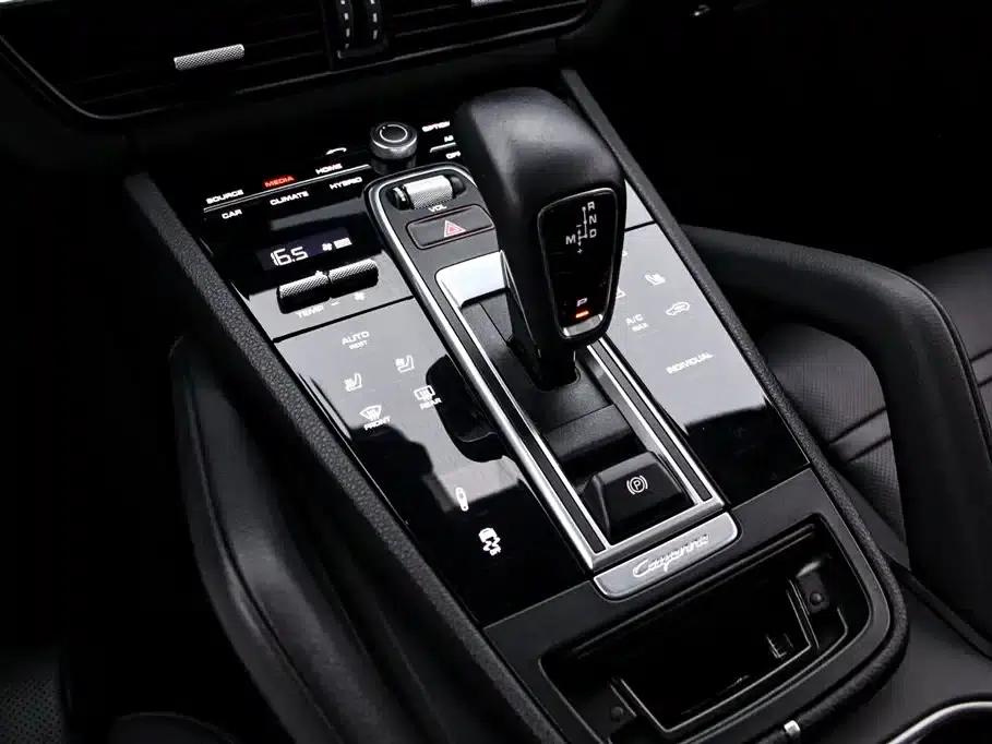 2020 Cayenne E-Hybrid 2.0T — миниатюра 9