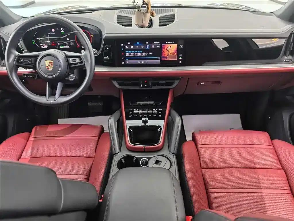 2024 Cayenne E-Hybrid 2.0T — миниатюра 20