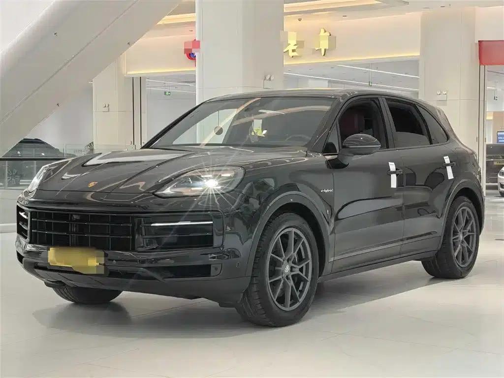 2024 Cayenne E-Hybrid 2.0T — миниатюра 3