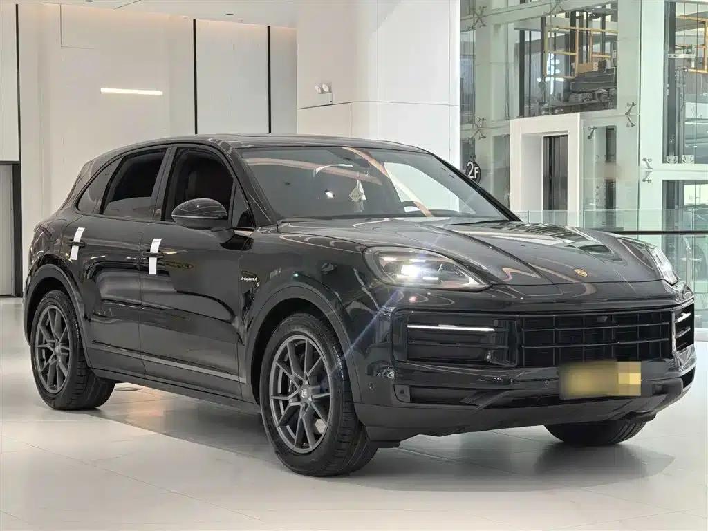 2024 Cayenne E-Hybrid 2.0T — миниатюра 9