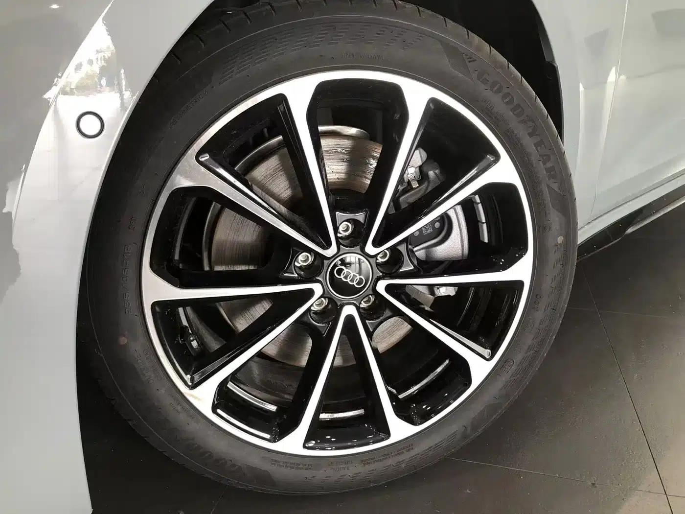 Audi A5L 2026 2.0T Sport quattro — миниатюра 18