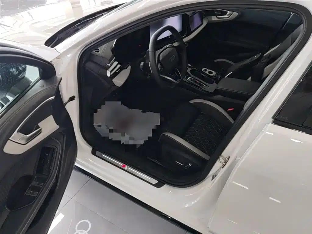 Audi A5L 2026 2.0T Sport Plus — миниатюра 23