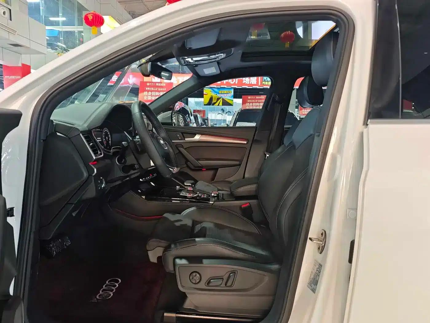 Audi Q5L Sportback 2022 40 TFSI Luxury — миниатюра 20