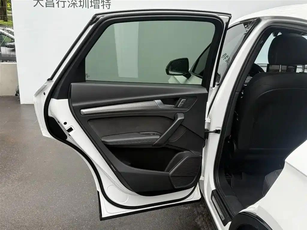 Audi Q5L Sportback 2024 40 TFSI Luxury — миниатюра 11