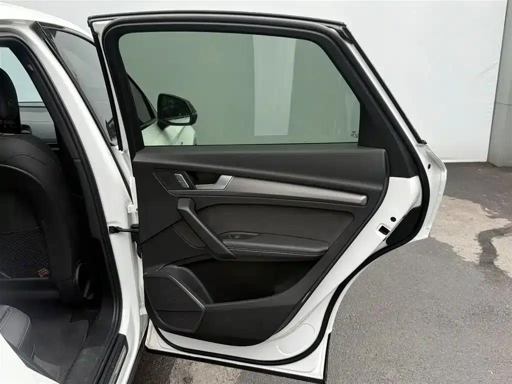 Audi Q5L Sportback 2024 40 TFSI Luxury — миниатюра 15