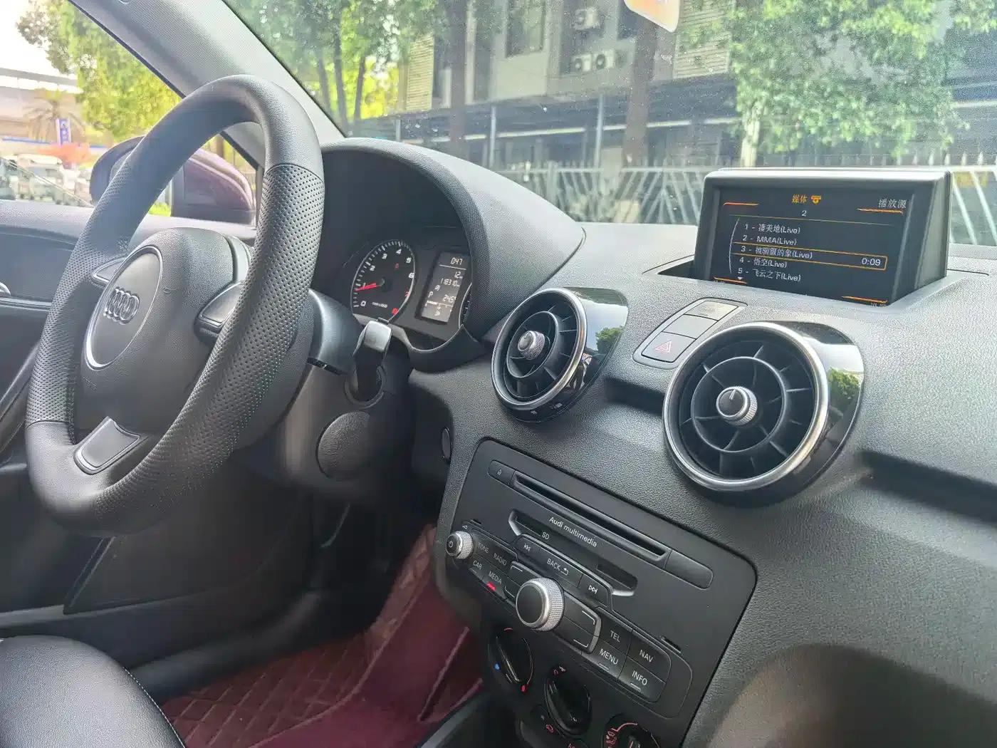 Audi A1 2014 30 TFSI Technology Edition — миниатюра 15