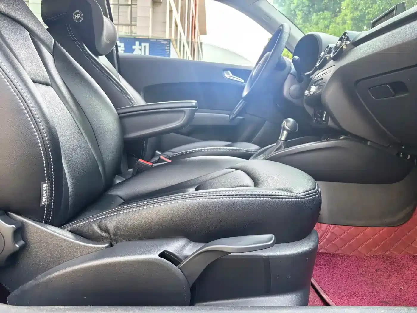 Audi A1 2014 30 TFSI Technology Edition — миниатюра 16