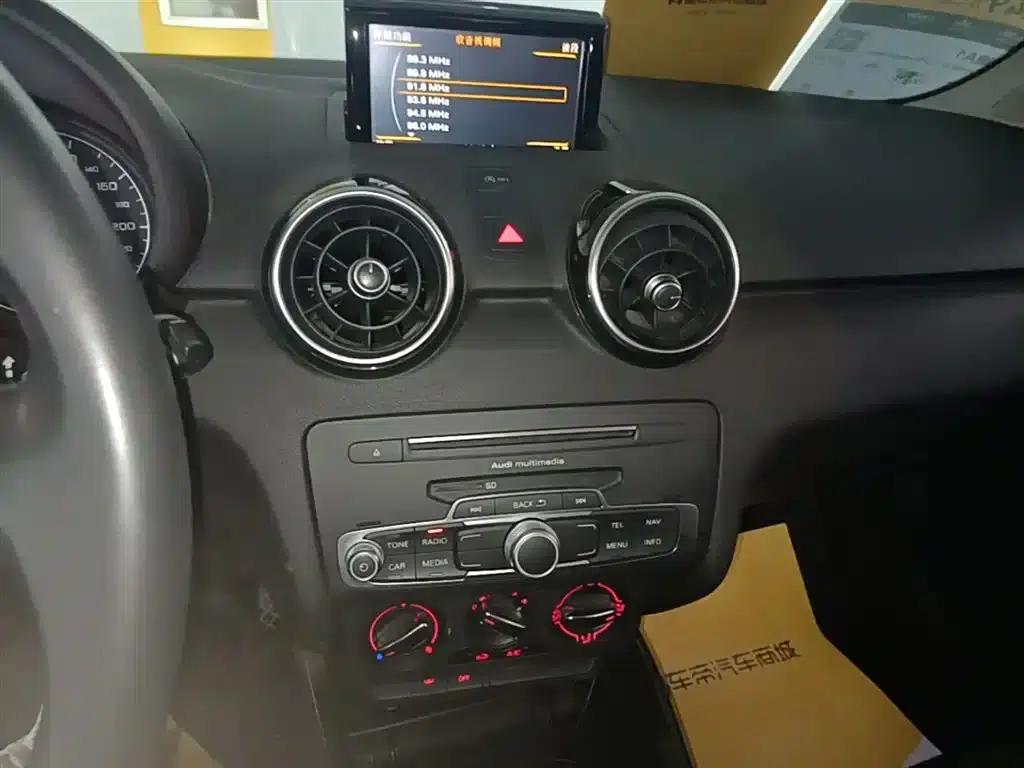 Audi A1 2016 30 TFSI Sportback Design — миниатюра 13