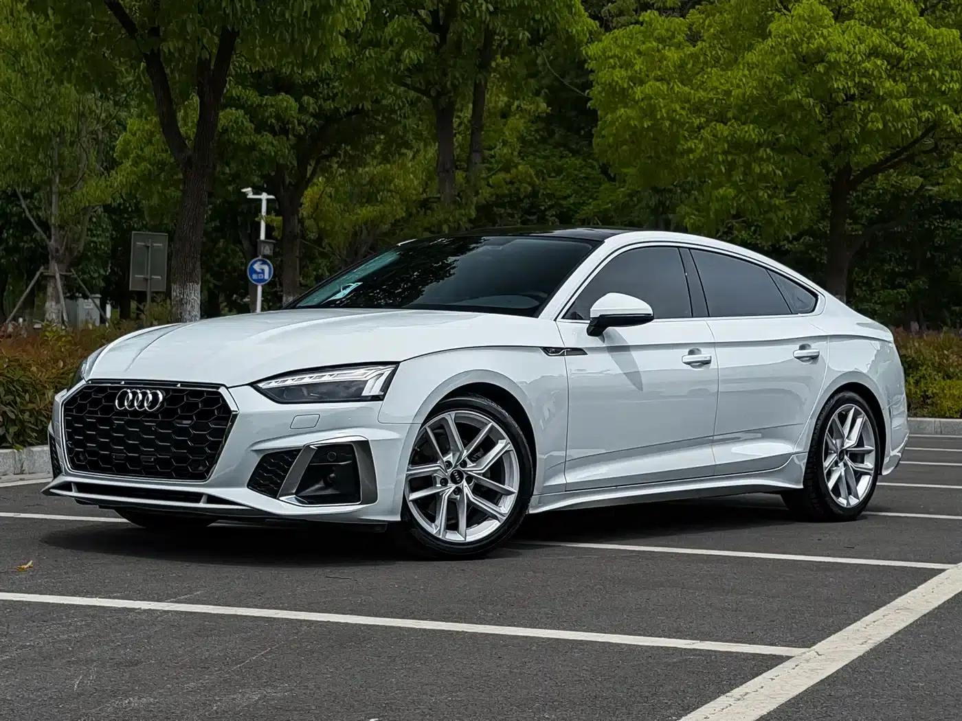 2023 Audi A5 Sportback 40 TFSI (Imported) - Fashionable and Dynamic Model — миниатюра 5