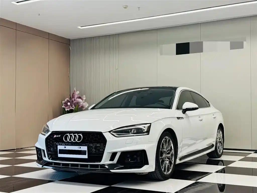 2019 Audi A5 Sportback 40 TFSI Fashion Edition (Imported) — миниатюра 1