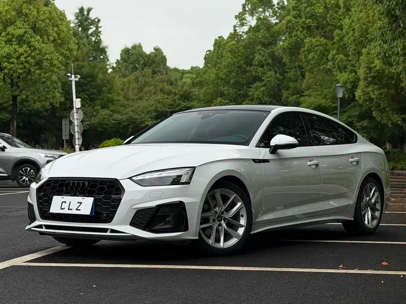 2022 Audi A5 Sportback 40 TFSI (Imported) - Fashionable and Dynamic Model — миниатюра 1