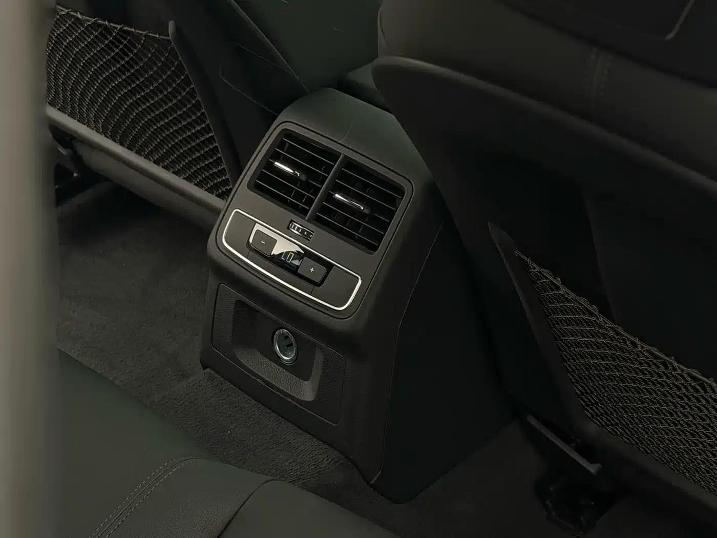 2022 Audi A5 Sportback 40 TFSI (Imported) - Fashionable and Dynamic Model — миниатюра 17
