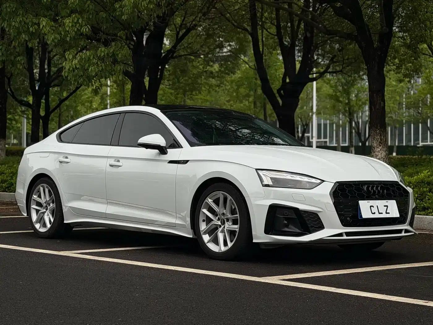 2022 Audi A5 Sportback 40 TFSI (Imported) - Fashionable and Dynamic Model — миниатюра 3