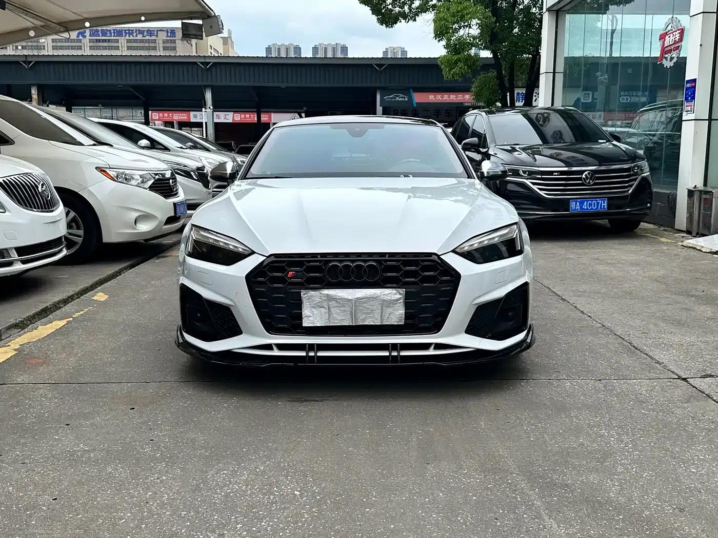 Audi A5 (Imported) 2021 Sportback 40 TFSI quattro Luxury Dynamic — миниатюра 2
