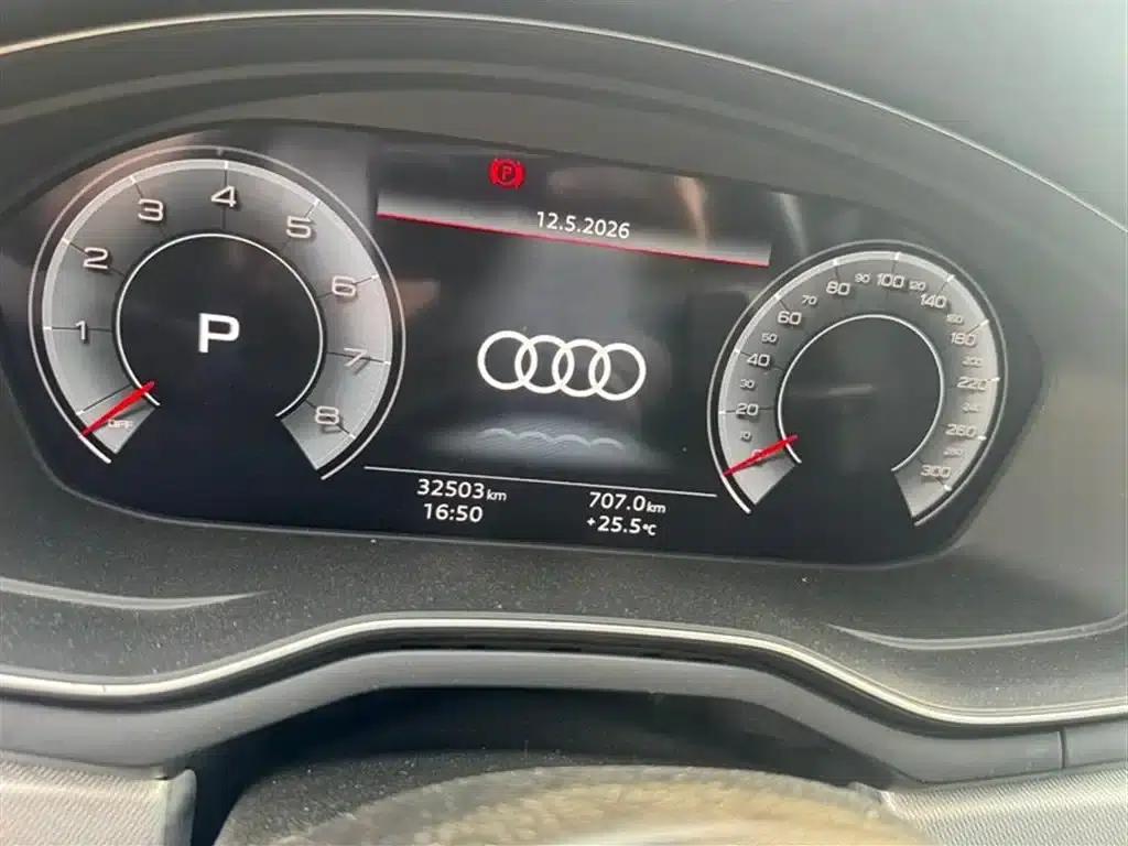 Audi A5 (Imported) 2023 Cabriolet 40 TFSI Fashion Dynamic Edition — миниатюра 4
