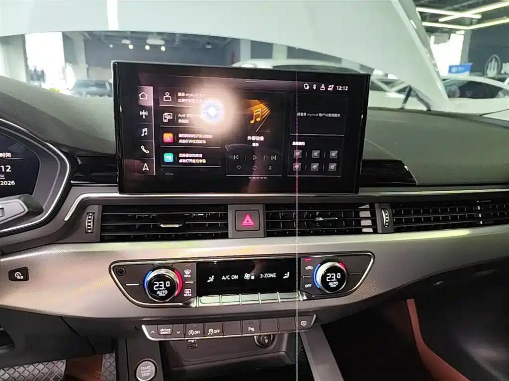 2024 Audi A5 Imported Coupe 40 TFSI Fashionable and Dynamic Model — миниатюра 9