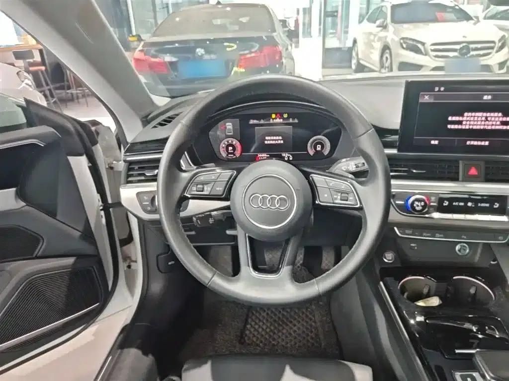 2024 Audi A5 Imported Coupe 40 TFSI Fashionable and Dynamic Model — миниатюра 11