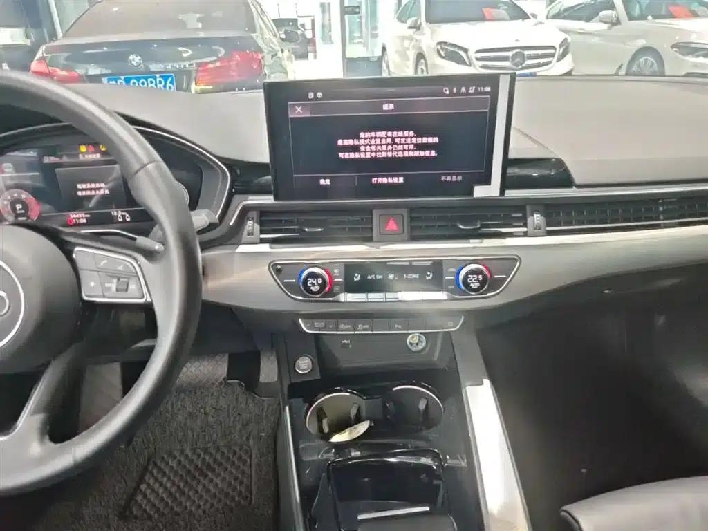 2024 Audi A5 Imported Coupe 40 TFSI Fashionable and Dynamic Model — миниатюра 13