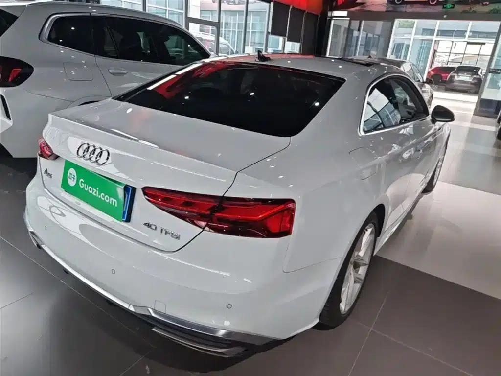 2024 Audi A5 Imported Coupe 40 TFSI Fashionable and Dynamic Model — миниатюра 7