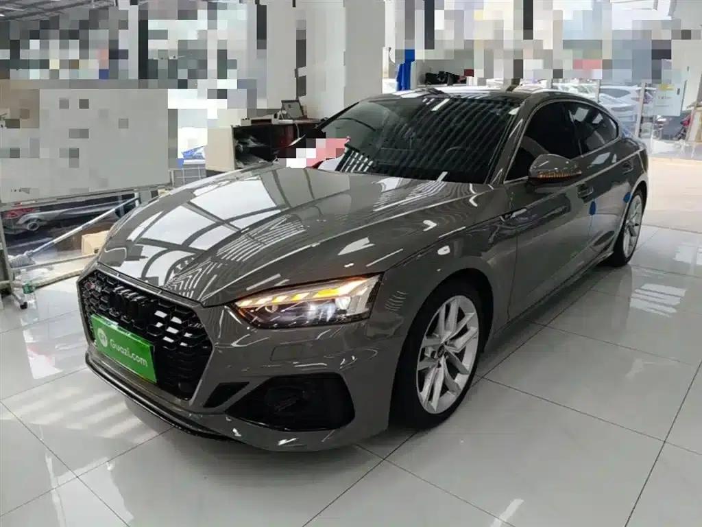 2021 Audi A5 Sportback 40 TFSI (Imported) - Fashionable and Elegant Model — миниатюра 1