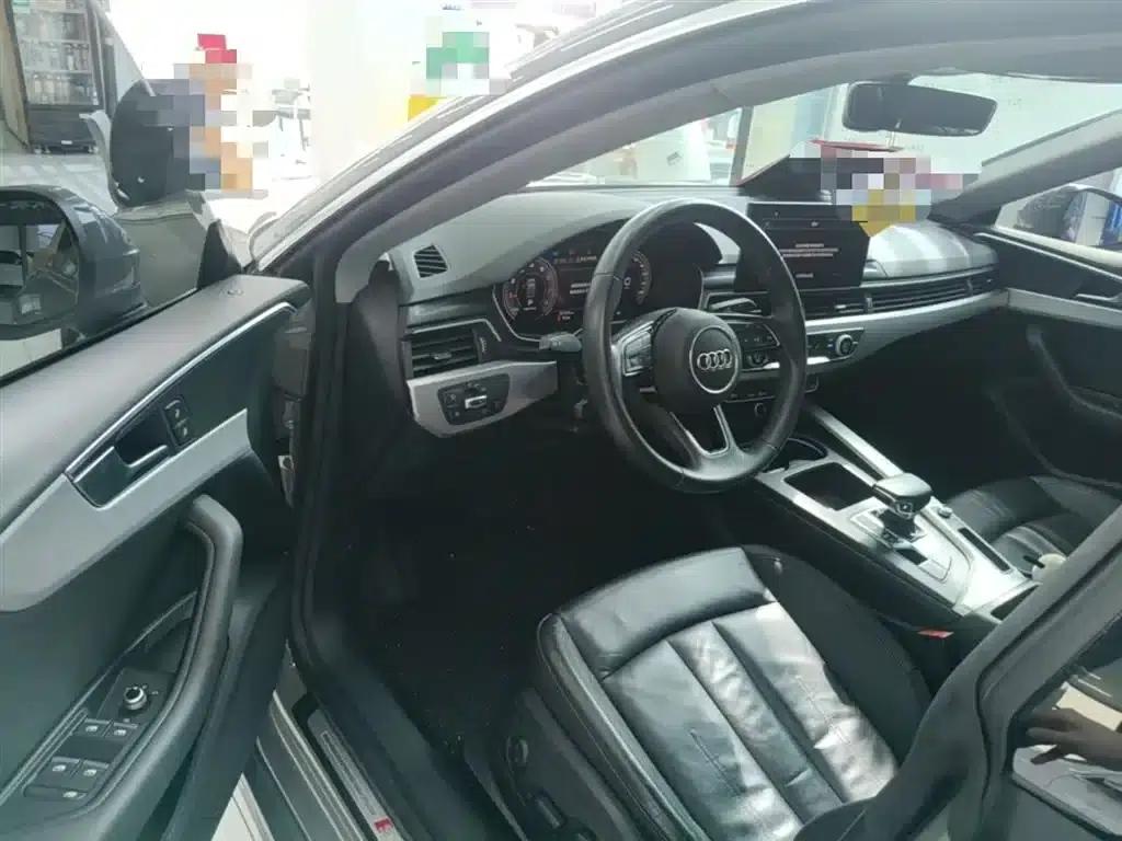 2021 Audi A5 Sportback 40 TFSI (Imported) - Fashionable and Elegant Model — миниатюра 16