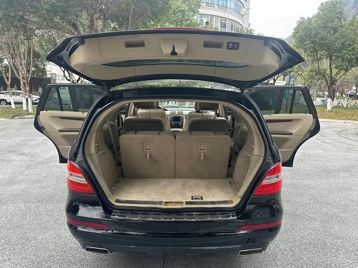 2011 Mercedes-Benz R-Class R 350 L 4MATIC — миниатюра 11