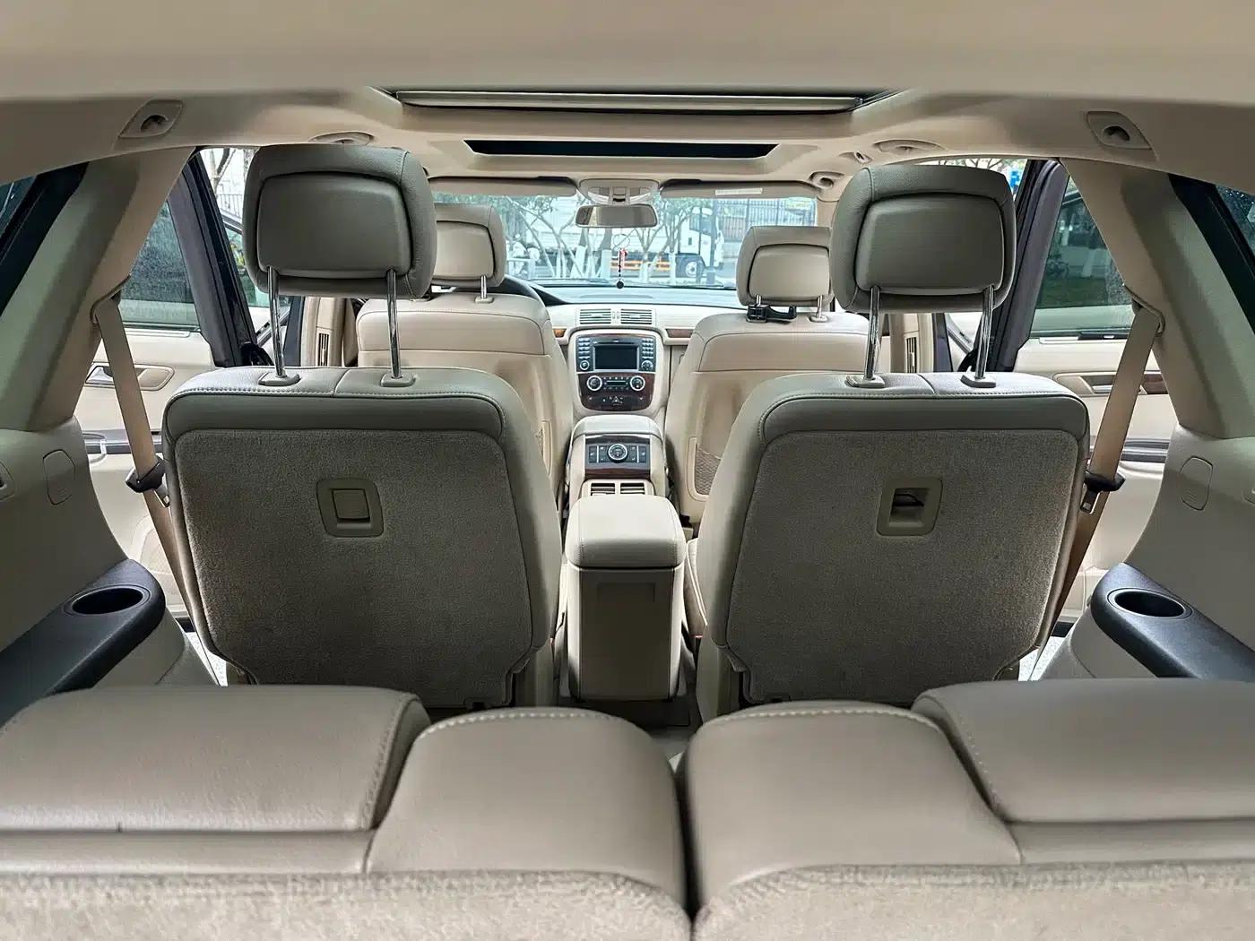 2011 Mercedes-Benz R-Class R 350 L 4MATIC — миниатюра 12