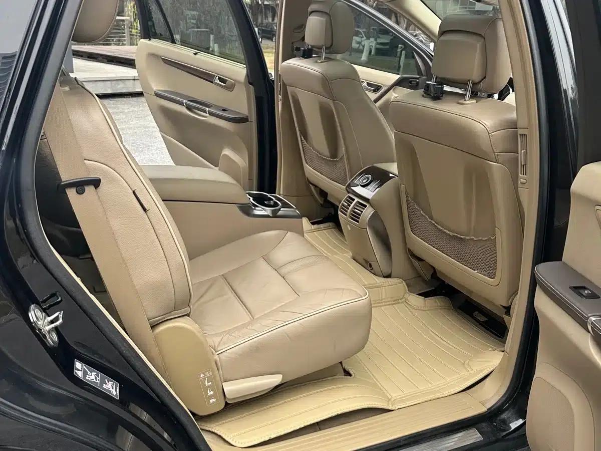 2011 Mercedes-Benz R-Class R 350 L 4MATIC — миниатюра 13