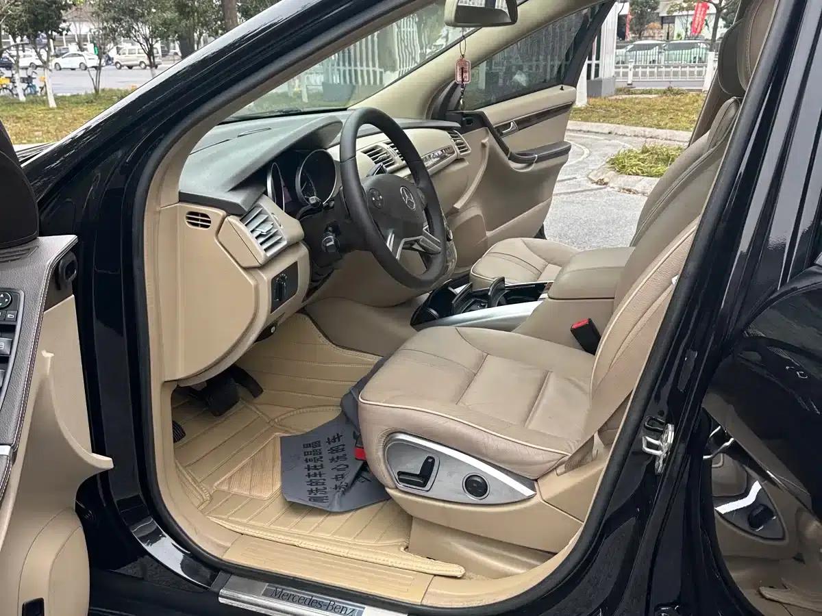 2011 Mercedes-Benz R-Class R 350 L 4MATIC — миниатюра 9
