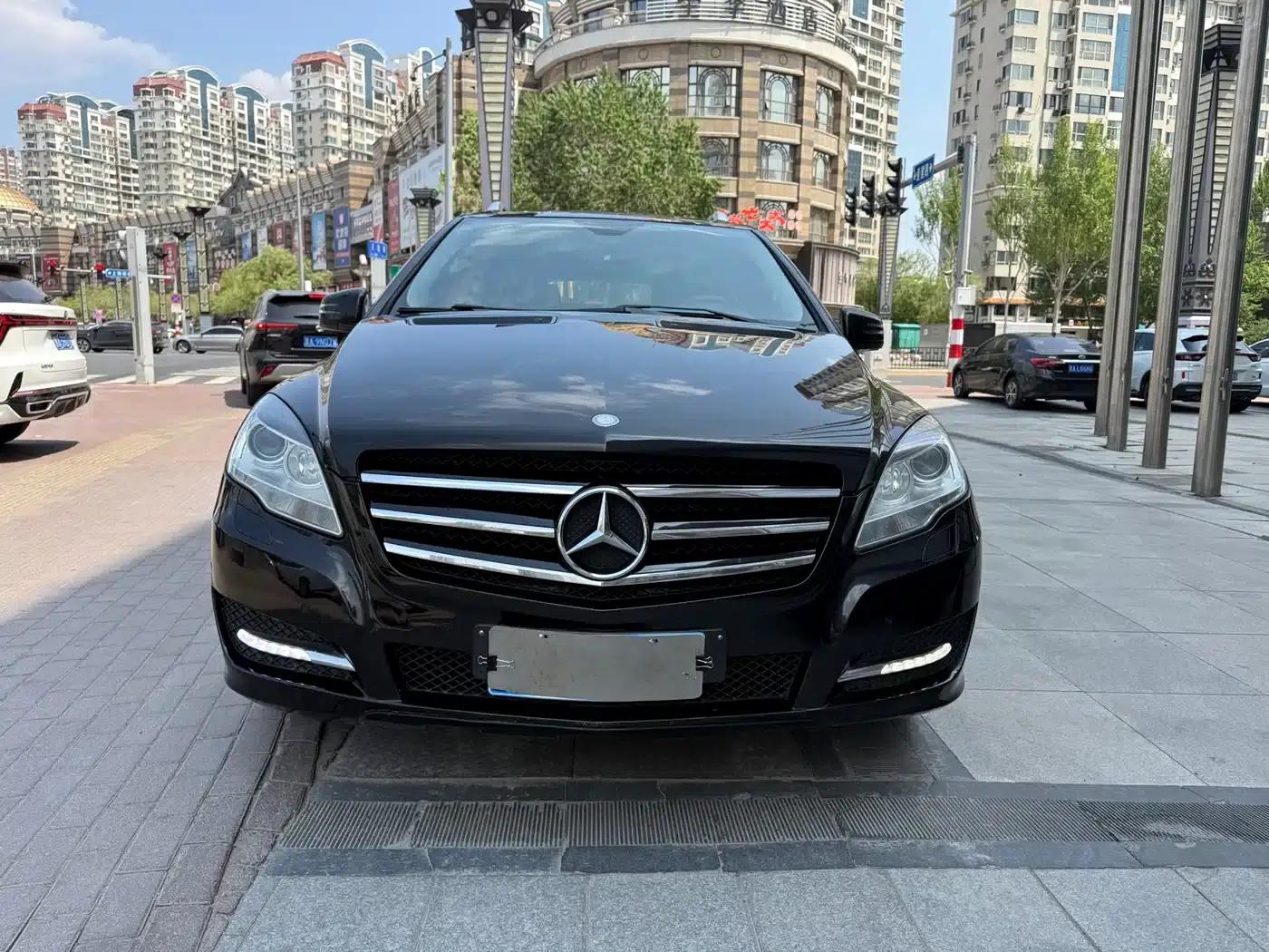2015 Mercedes-Benz R-Class R 320 4MATIC Luxury — миниатюра 2