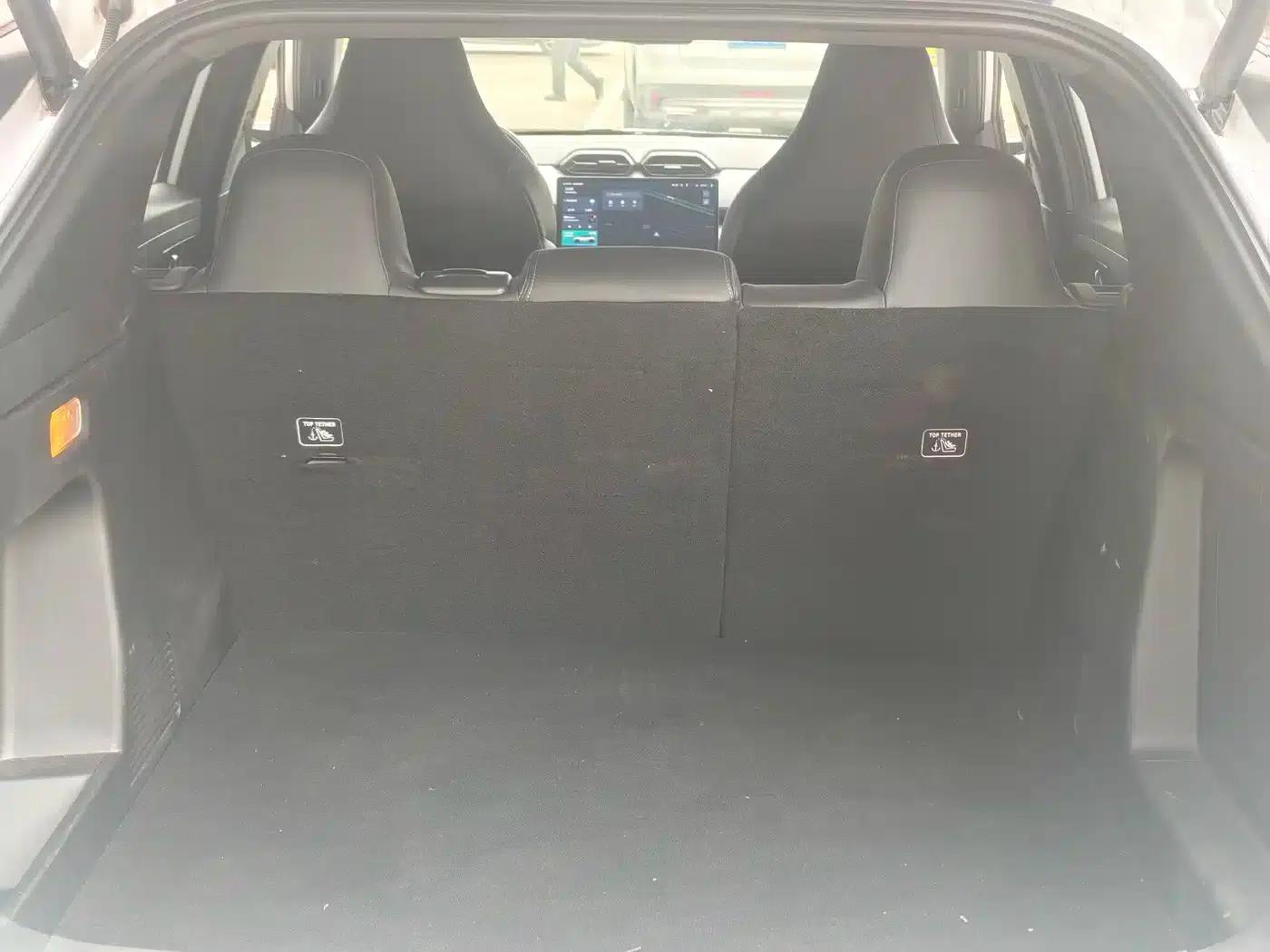 Dongfeng Fengshen L7 2025 Model, 205km Long Range Enjoyable Edition — миниатюра 12