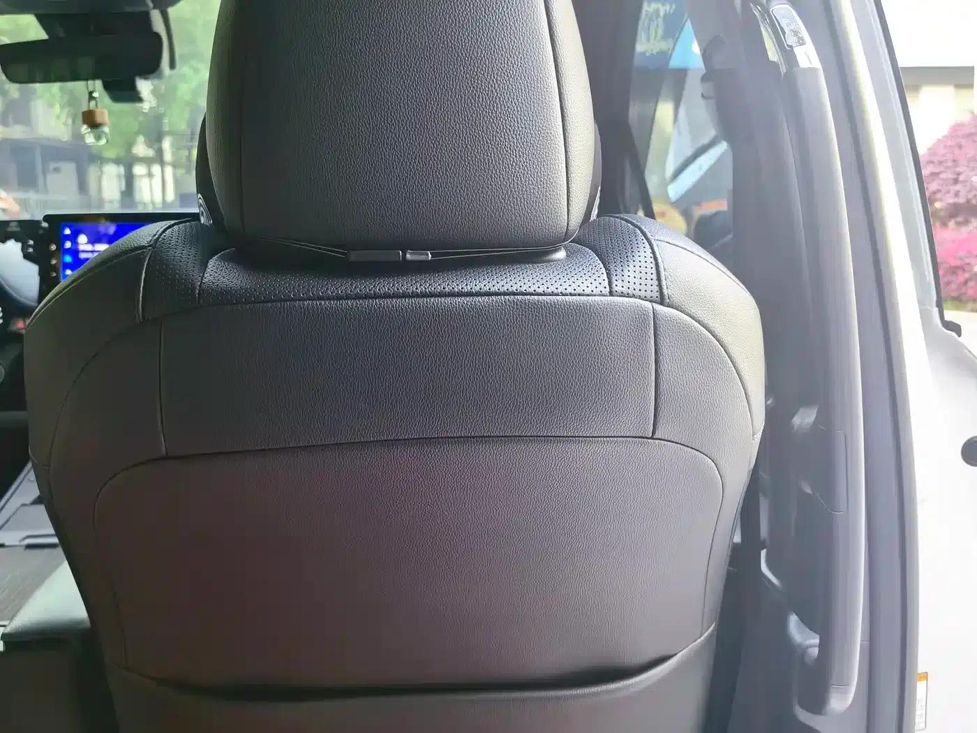 2023 Sienna 2.5L Hybrid Luxury Welfare Edition — миниатюра 11