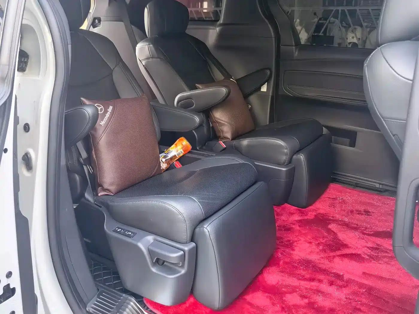 2023 Sienna 2.5L Hybrid Luxury Welfare Edition — миниатюра 22