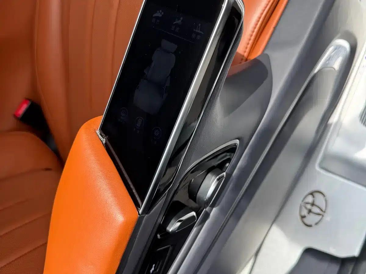 2023 Sienna 2.5L Hybrid Comfort Edition — миниатюра 12