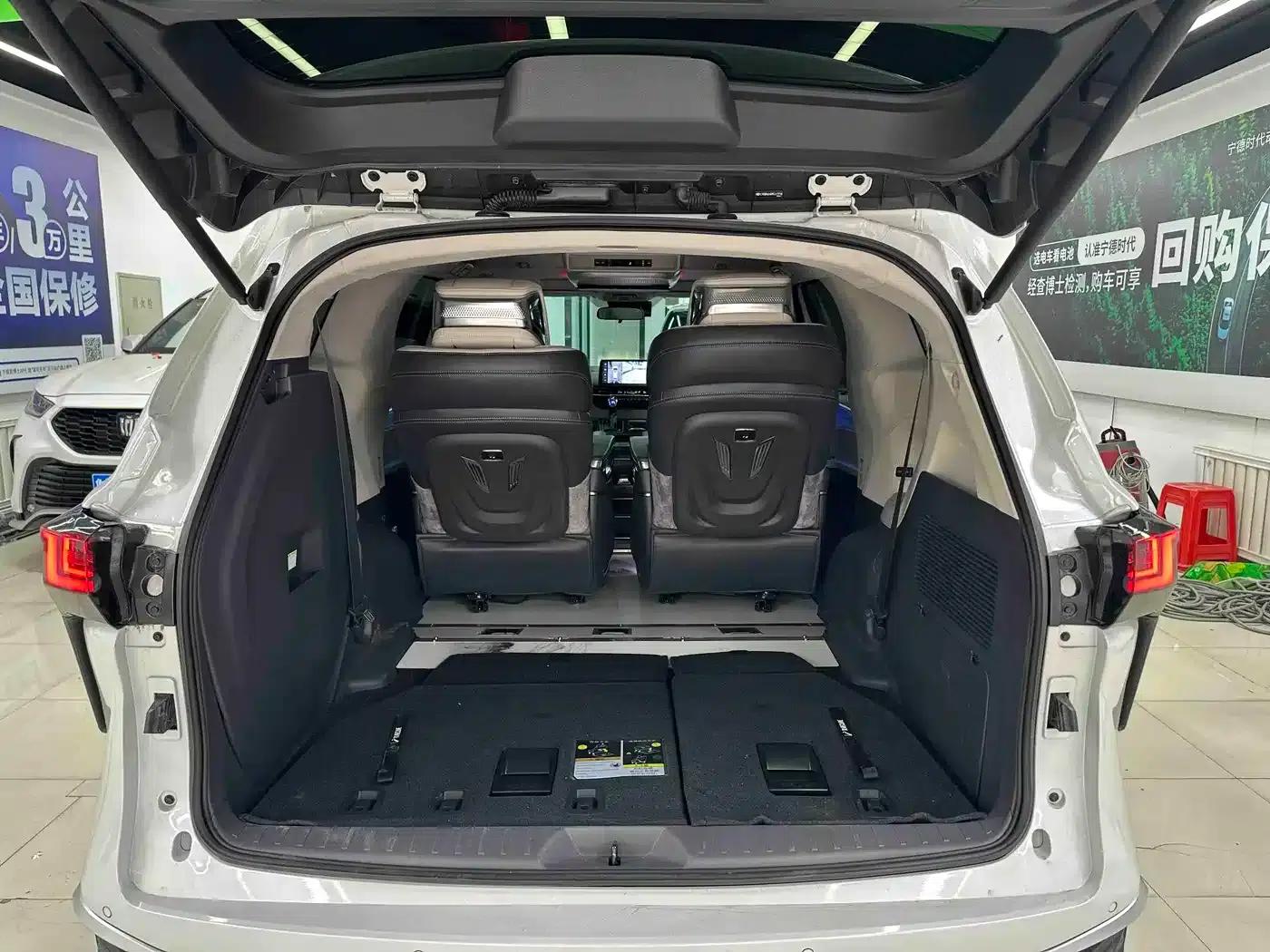 2023 Sienna 2.5L Hybrid Comfort Edition — миниатюра 12